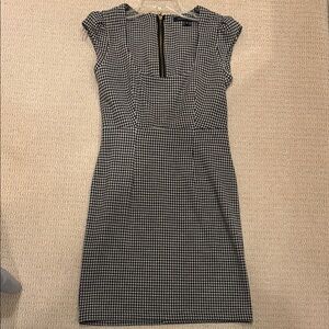 French Connection Women’s Black and White Houndstooth Dress